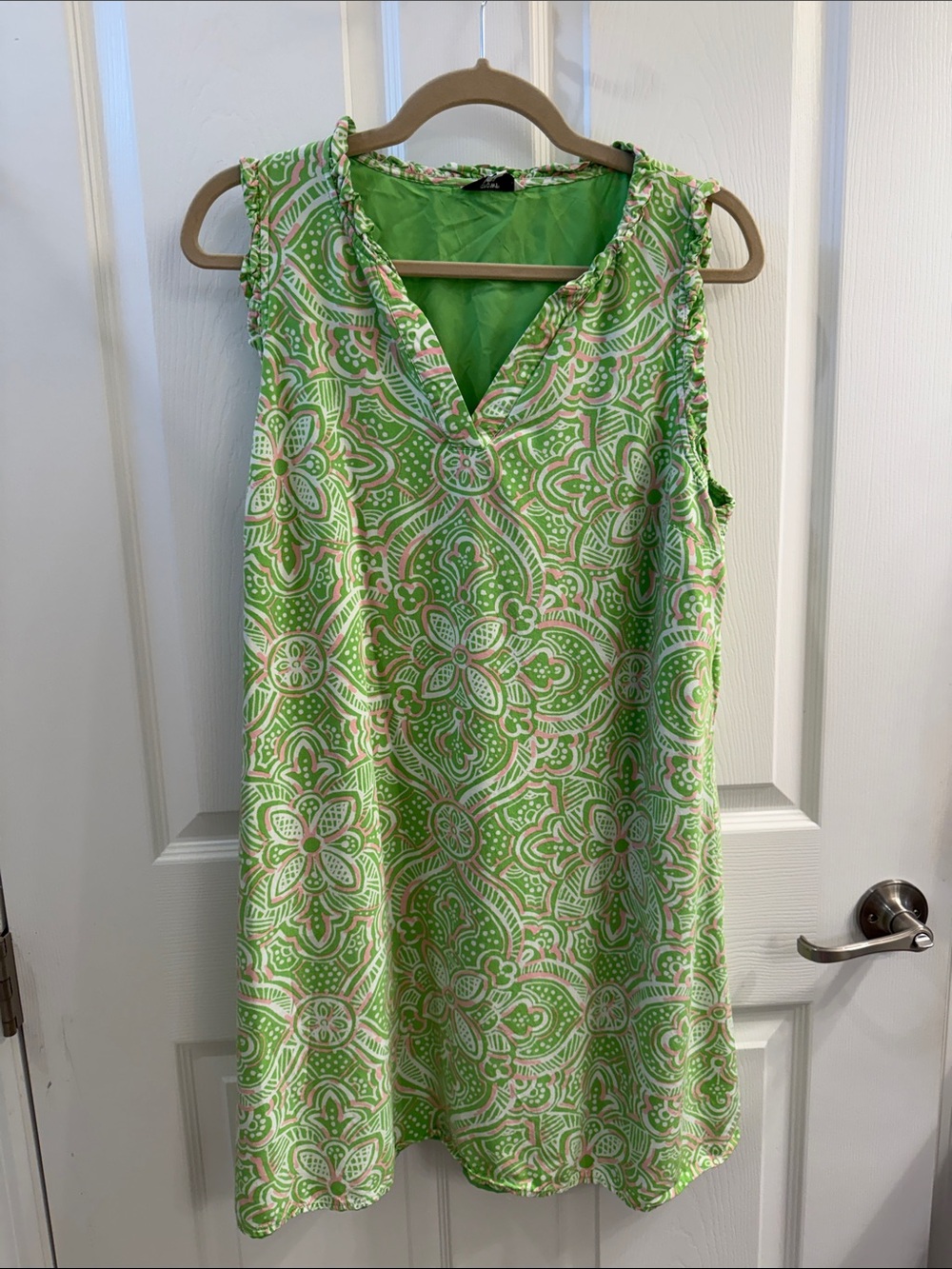 crown & ivy Sleeveless Lime Green Printed V-Neck Dress